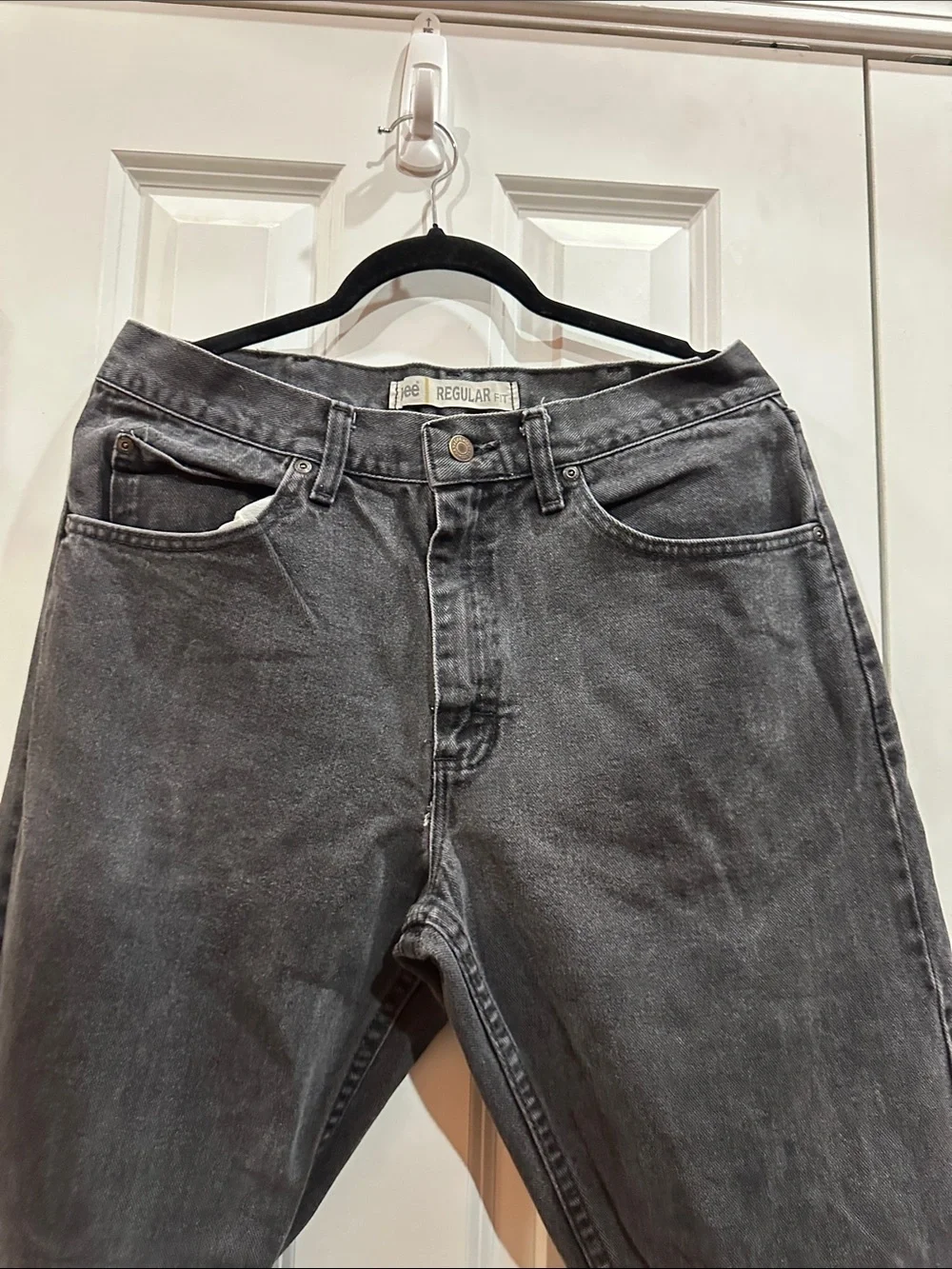 Lee Men's Relaxed Black Jeans size 34x32